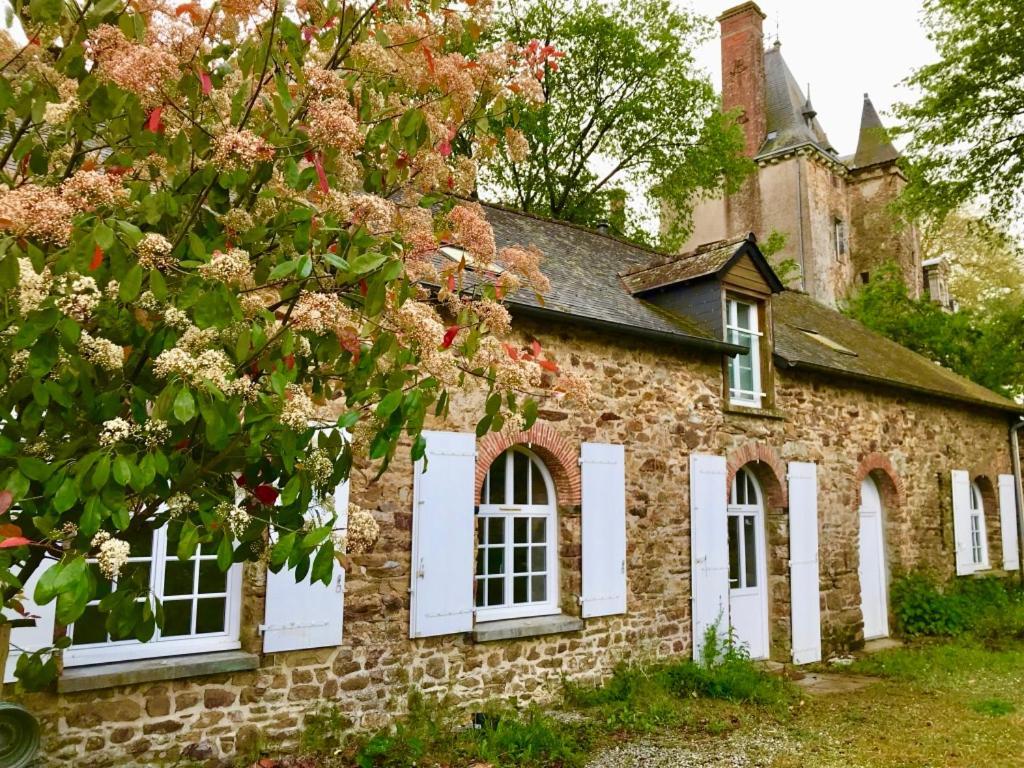 Cottage Du Chateau Erbree Екстер'єр фото